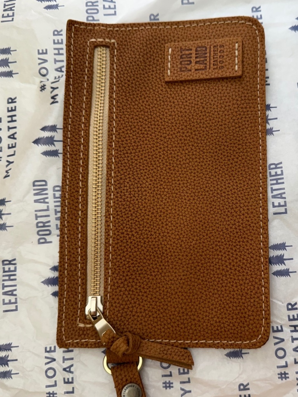 NWT Portland Leather Goods PLG Adriana Wristlet Pouch Floater Peach RARE Color